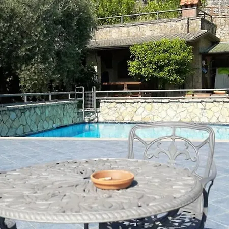 Apartment Collealceppo - Residenza Selvadonia - Piscina Panoramica, 13 Km. Dal Mare *