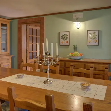 Apartment Collealceppo - Residenza Selvadonia - Piscina Panoramica, 13 Km. Dal Mare *